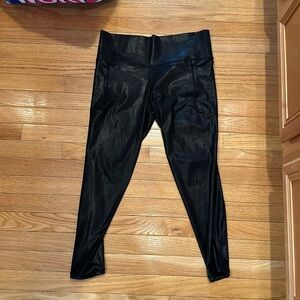 Athleta Salutation Stash Shine Tight
